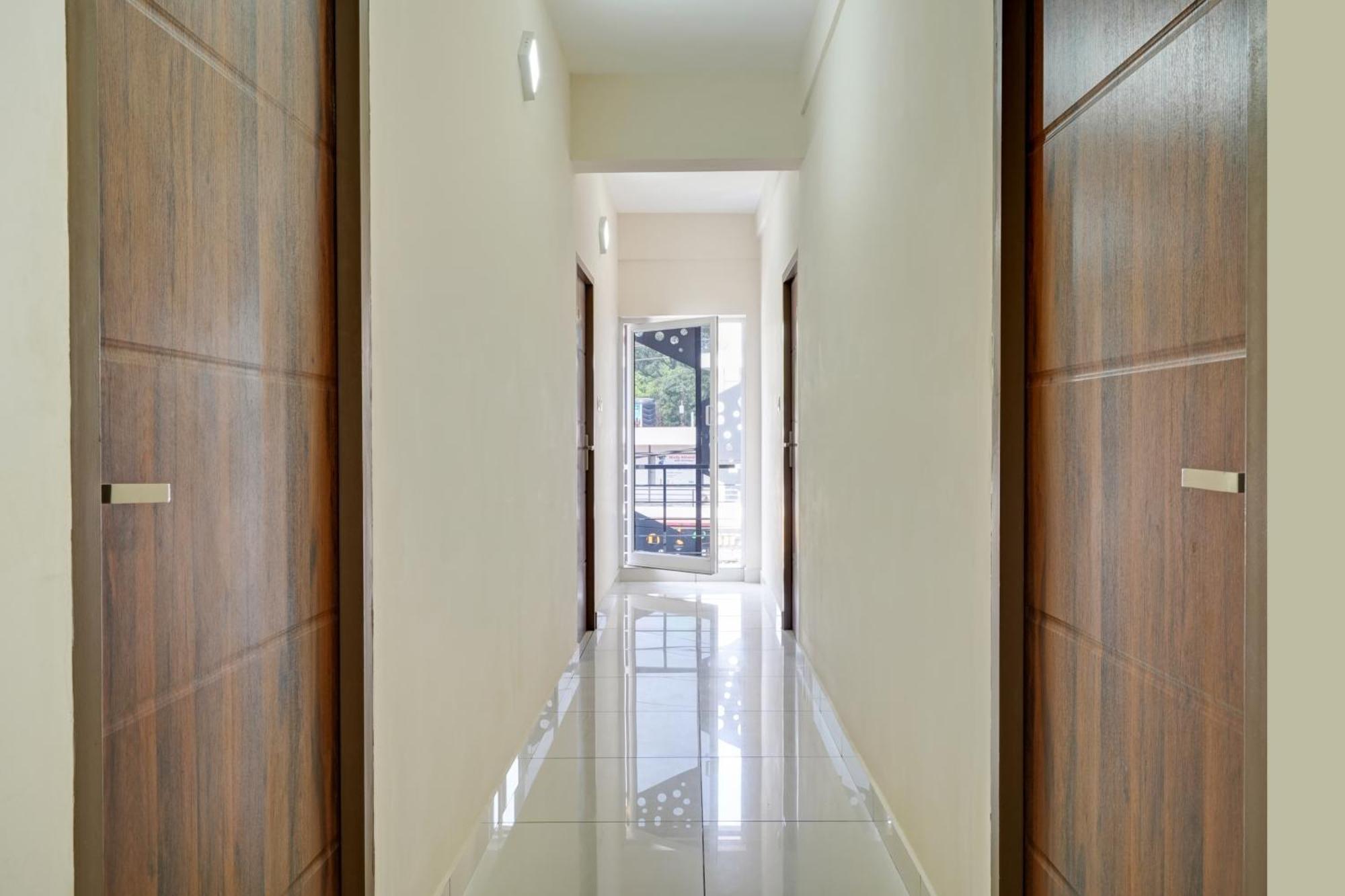 Gypsy Hotel Cusat Kochi 外观 照片