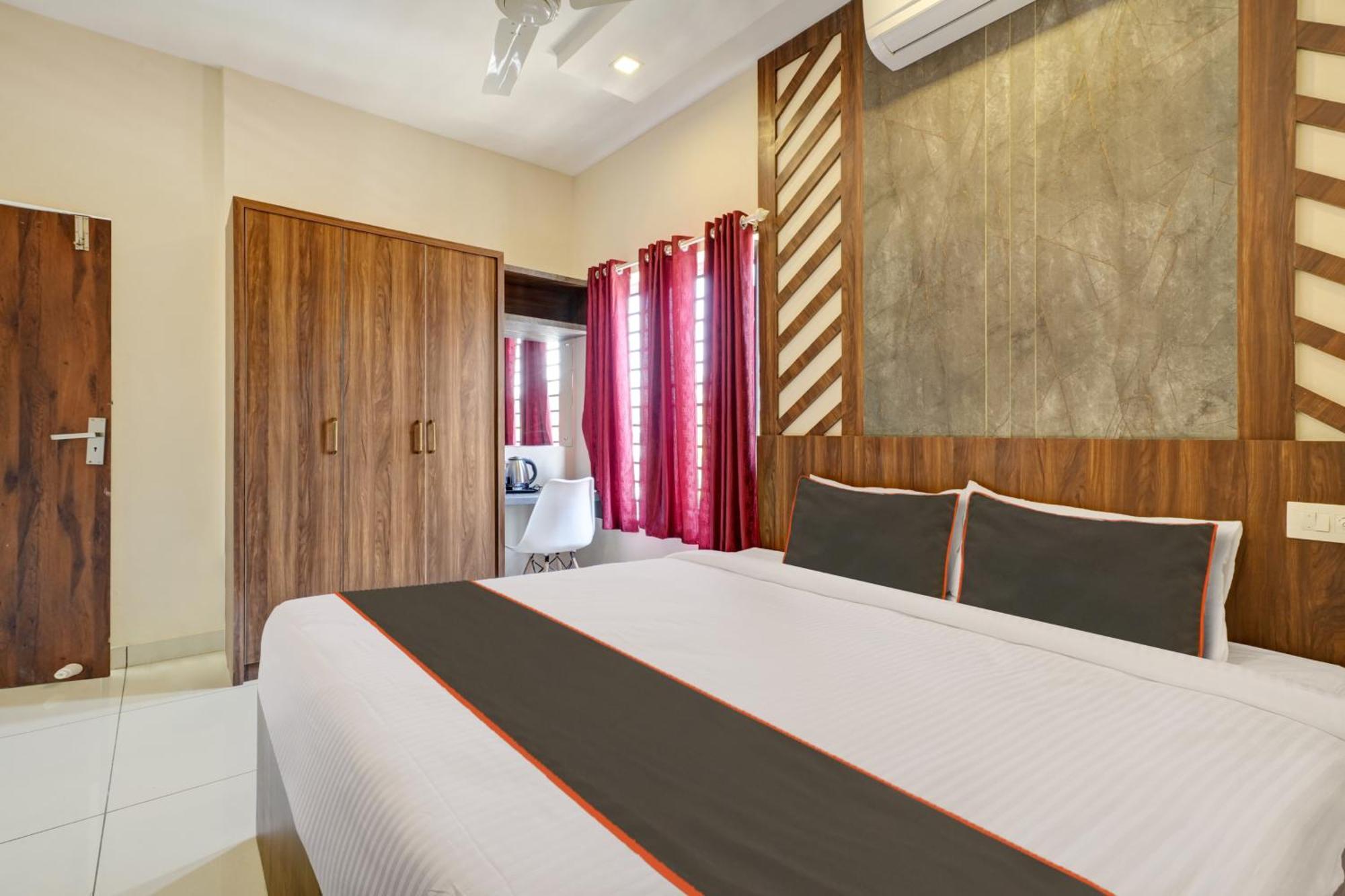Gypsy Hotel Cusat Kochi 外观 照片