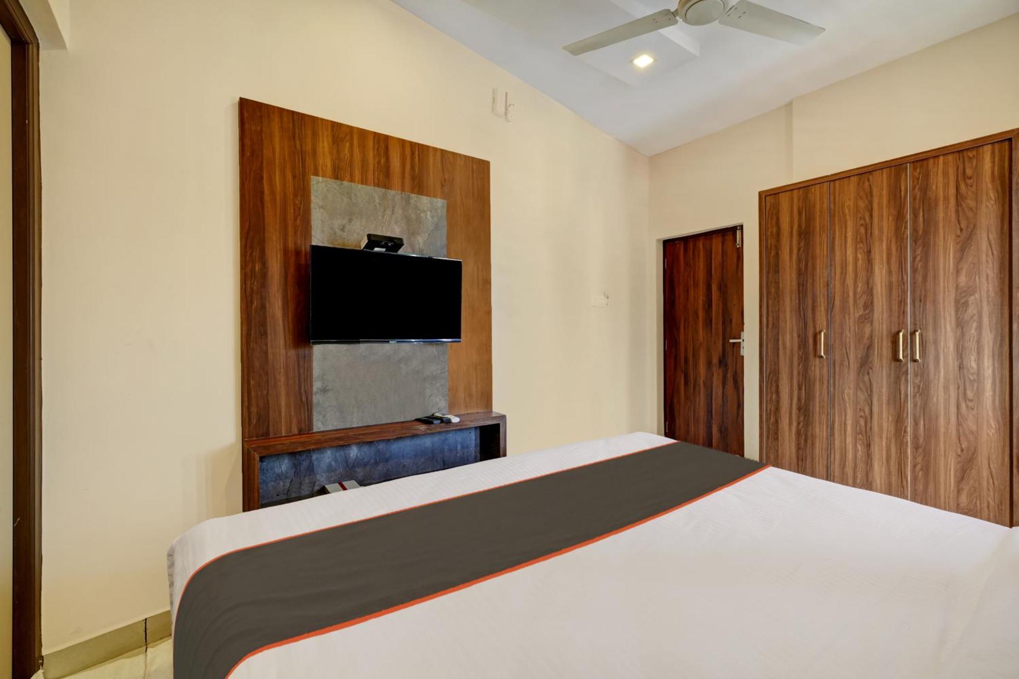 Gypsy Hotel Cusat Kochi 外观 照片