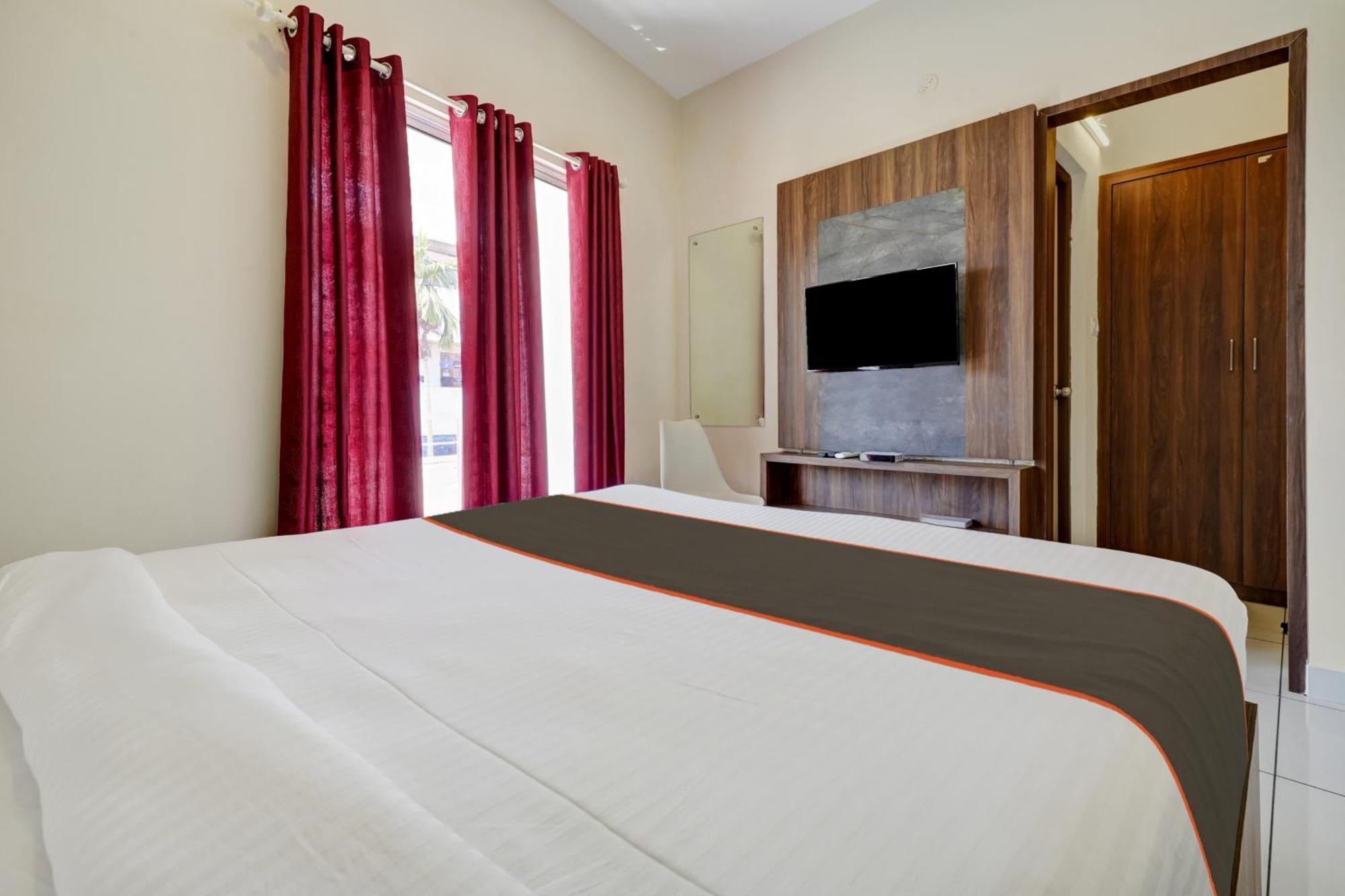 Gypsy Hotel Cusat Kochi 外观 照片