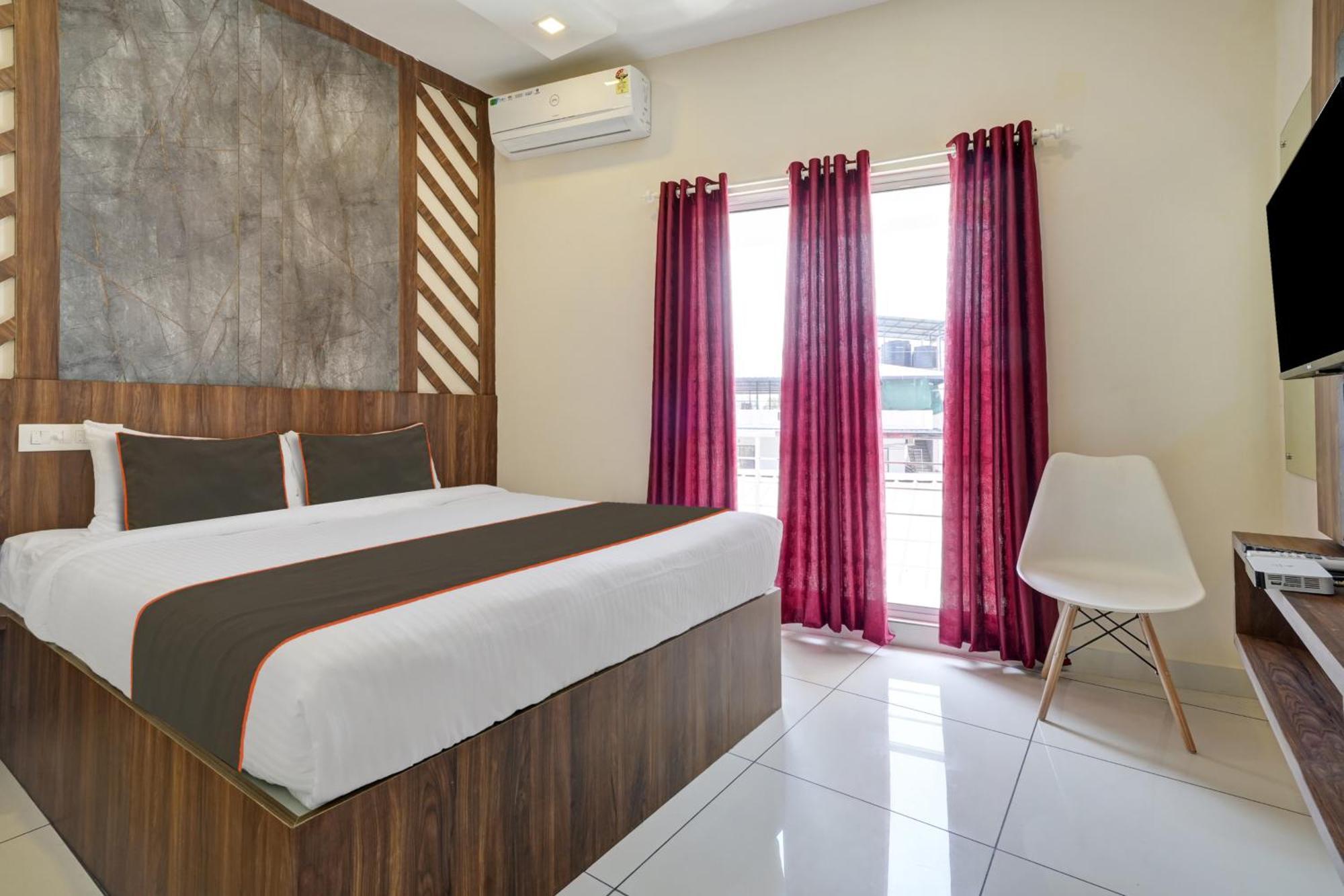 Gypsy Hotel Cusat Kochi 外观 照片